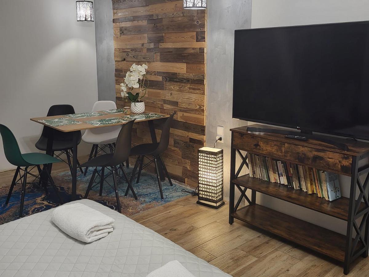 Apartamenty Gusto โอสโตรดา ภายนอก รูปภาพ